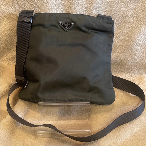 Prada Nylon Crossbody/Shoulder bag in Army Green - Picture 3 of 13